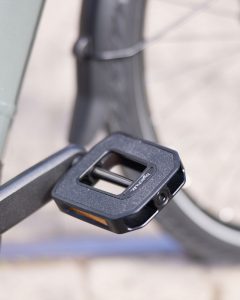 M.1 View Pedal in schwarz an einem Fahrrad